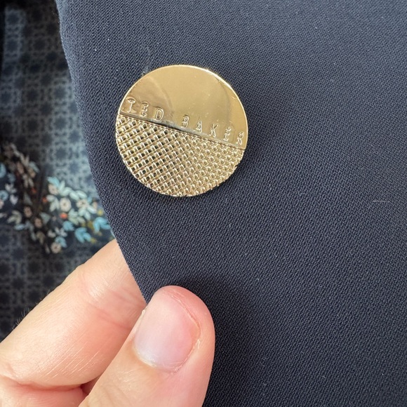 Ted Baker Navy Blue Blazer Jacket with Floral Lining Size 1 (USA 4) - Picture 7 of 9